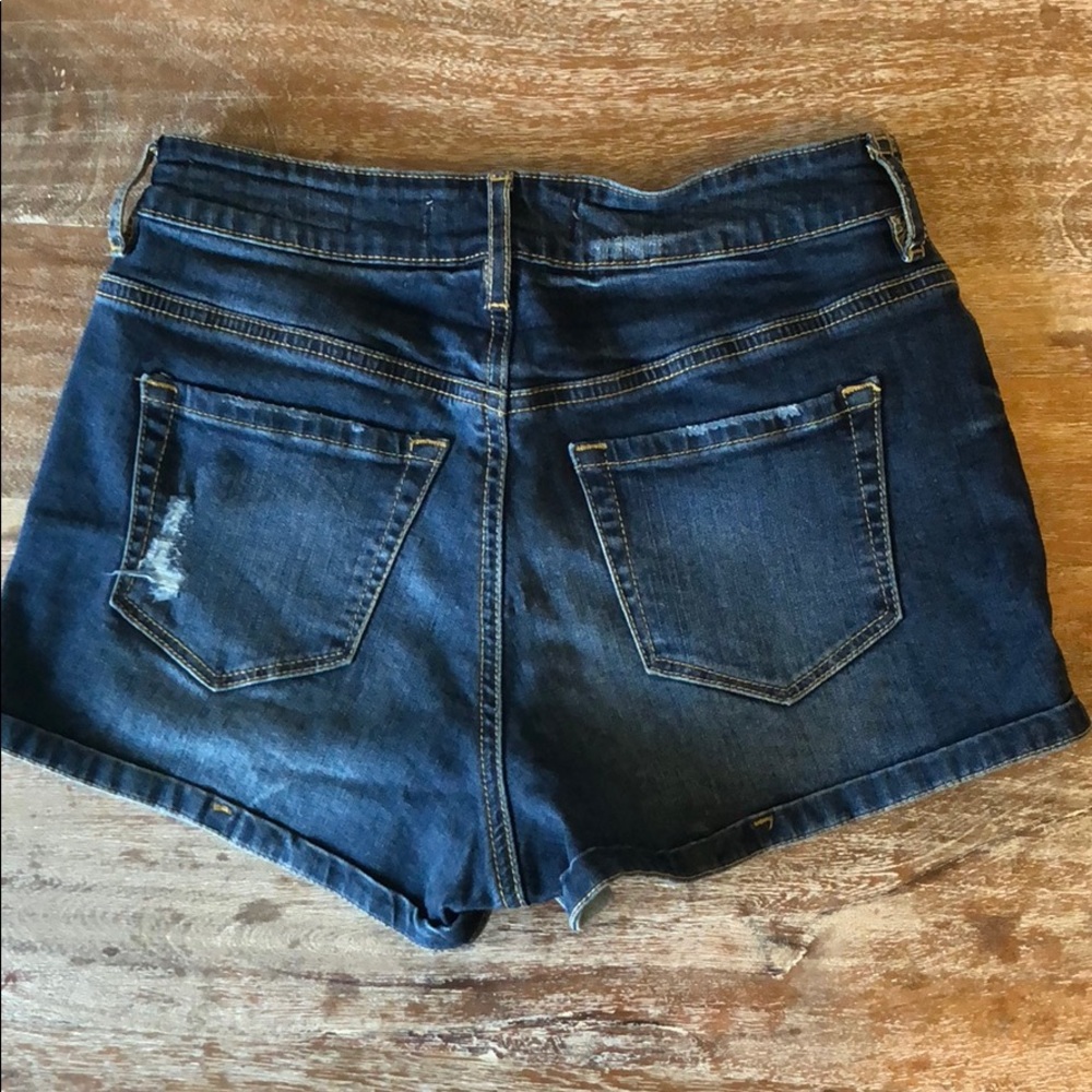 High Rise Shorts - Picture 2 of 3